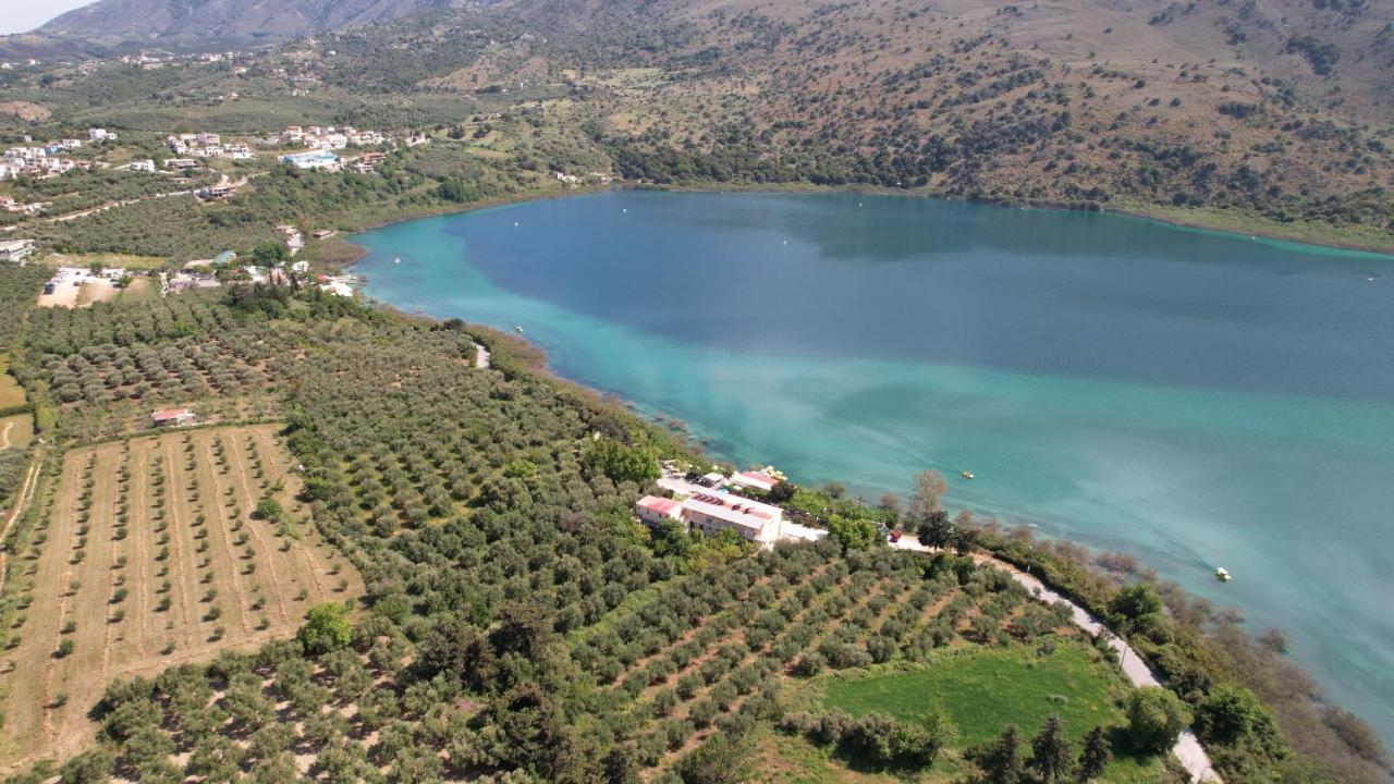 Korissia With Lake View Kournás Buitenkant foto